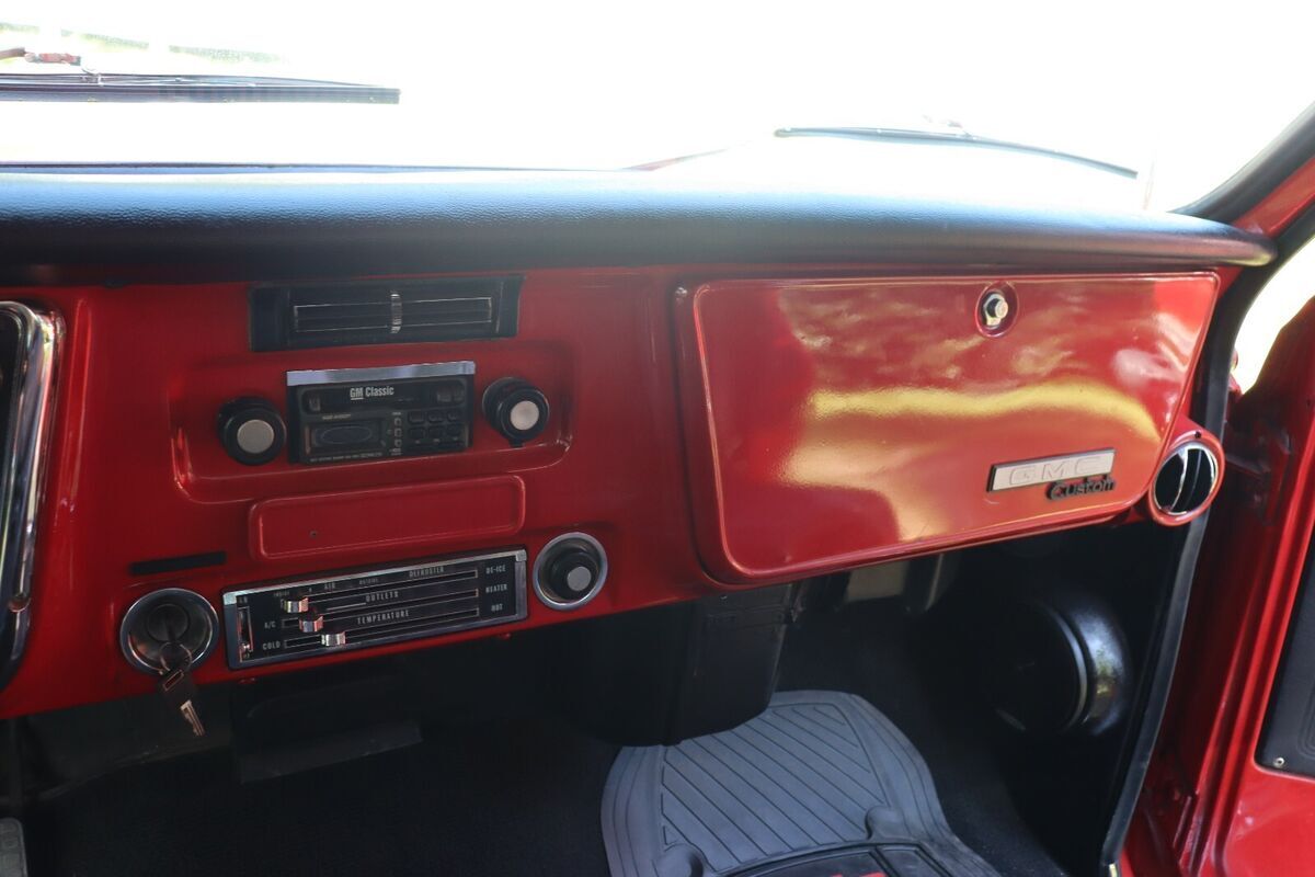 1970 GMC 1500 1500 Custom - photo 10