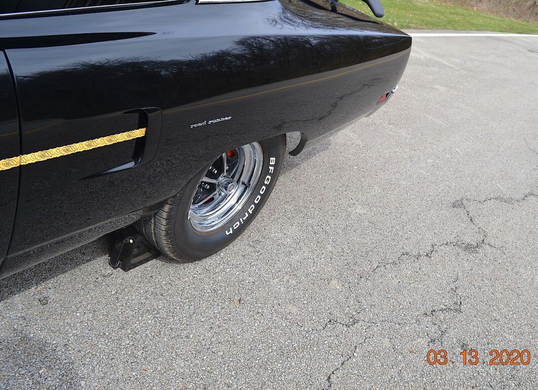 1970 Plymouth Road Runner 440 4SPD PS PB BLACK ROADRUNNER - photo 11