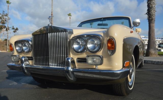 1970 Rolls-Royce Corniche Silver Shadow DropHead Coupe by H.J. Mulliner Park - photo 12