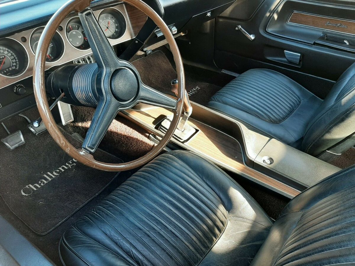 1970 Dodge Challenger - photo 4
