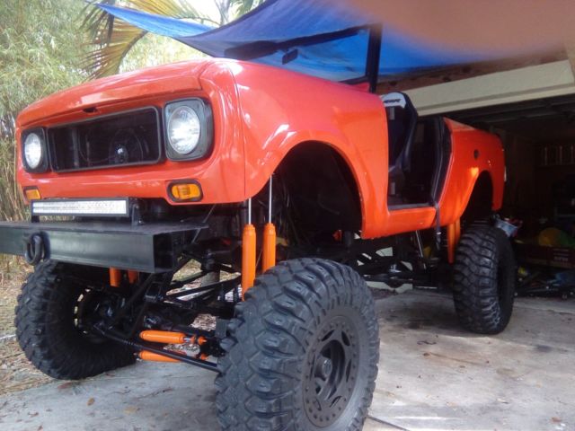 1970 Scout custom. V8. Auto trans. Lifted on 37" tires on beadlock wheels. 1970 International Harvester Scout 800a