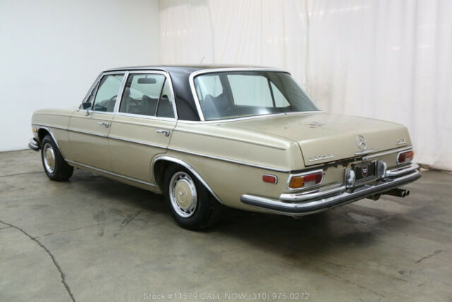 1970 Mercedes-Benz 300-Series Sedan - photo 6