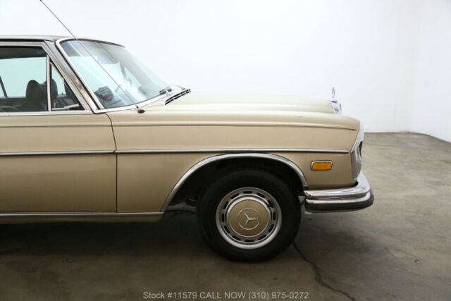 1970 Mercedes-Benz 300-Series Sedan - photo 9