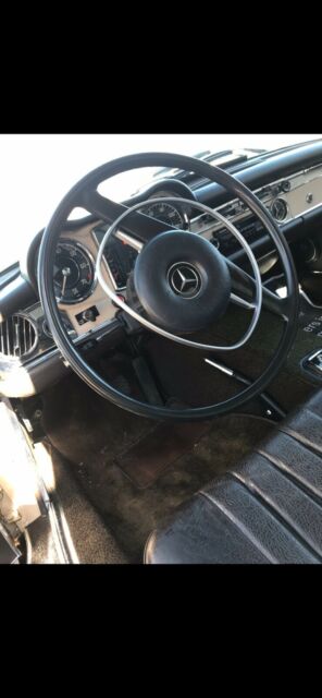 1970 Mercedes-Benz SL-Class - photo 9