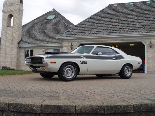 1970 TA Challanger 340 SIX PACK, 50 miles on A Nut and Bolt Resto, immaculate! 1970 Dodge Challenger