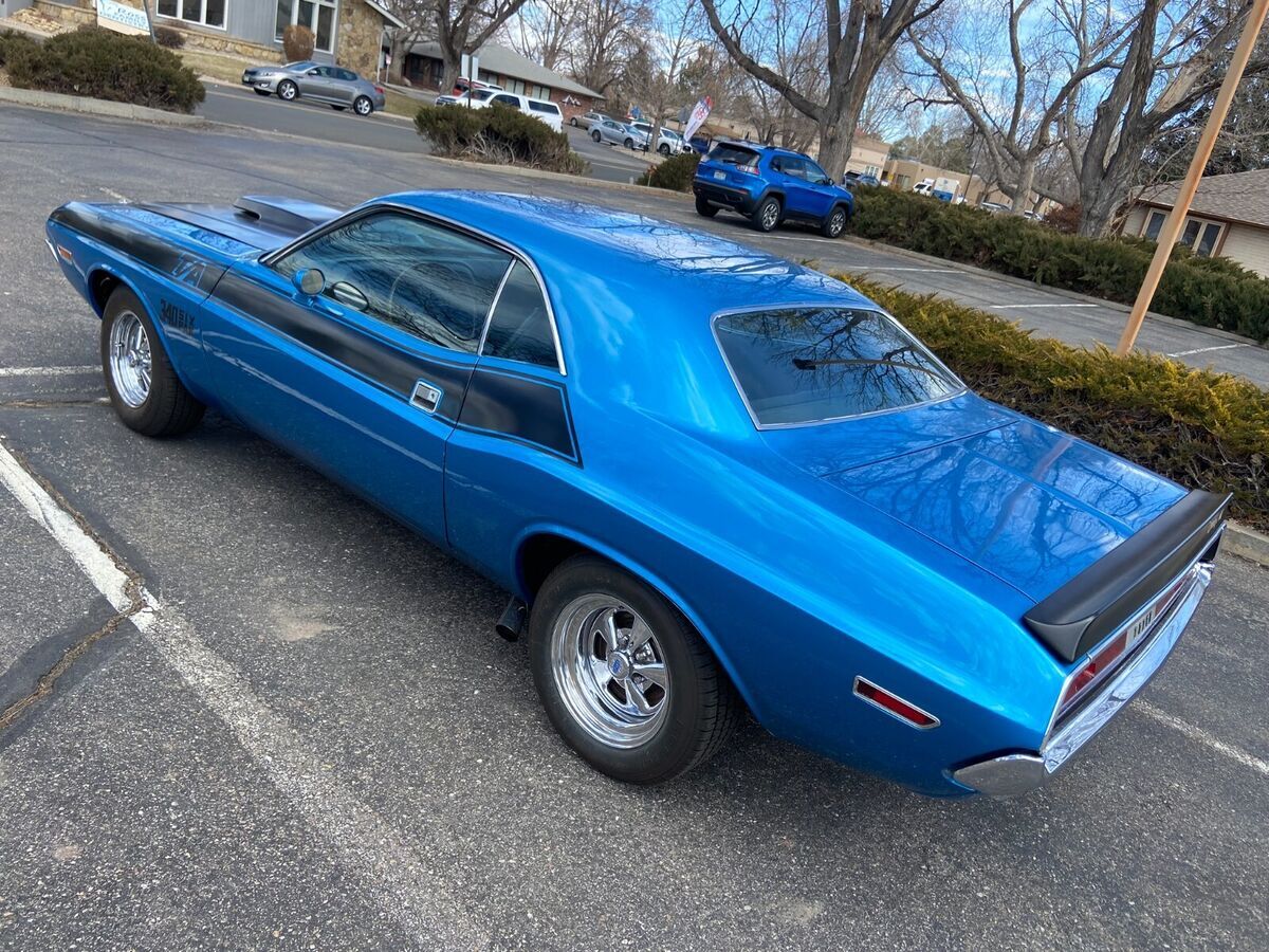 1970 Dodge Challenger - photo 6
