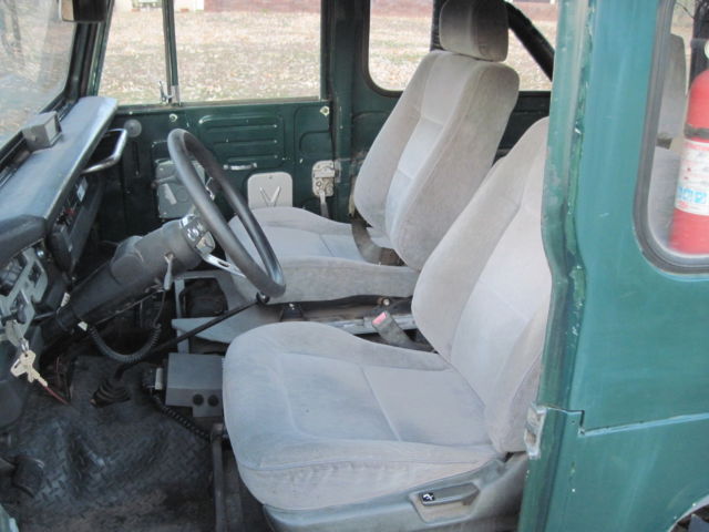 1970 Toyota FJ Cruiser jeep - photo 10