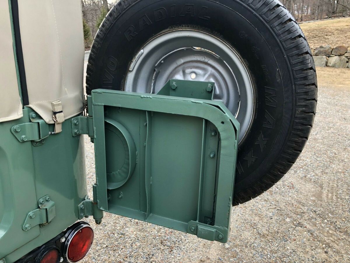 1970 Toyota Land Cruiser FJ40 - photo 10