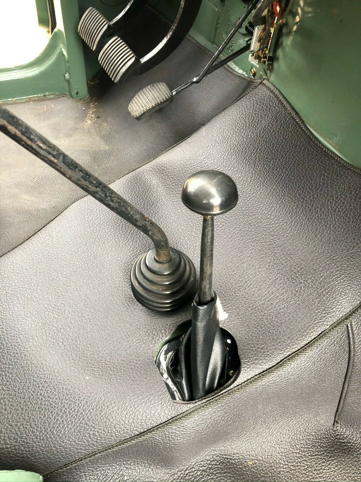 1970 Toyota Land Cruiser FJ40 - photo 12
