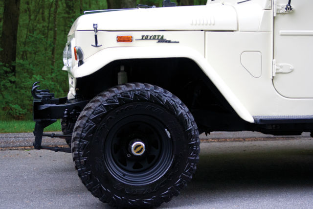 1970 Toyota Land Cruiser FJ40 HardTop - photo 2