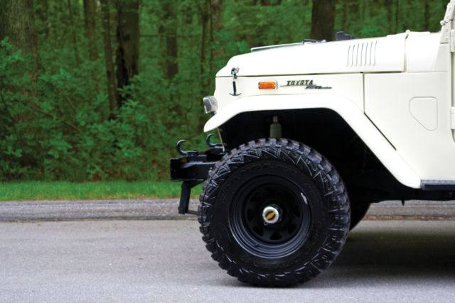 1970 Toyota Land Cruiser FJ40 HardTop - photo 4