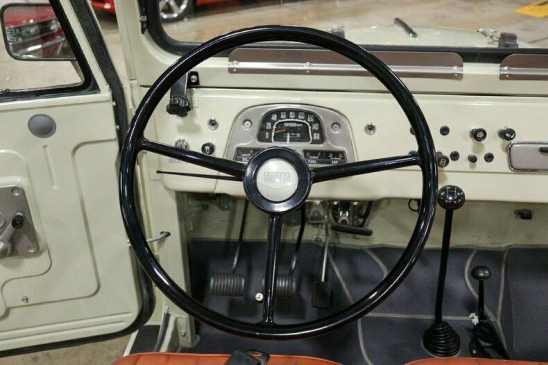 1970 Toyota FJ43 - photo 12