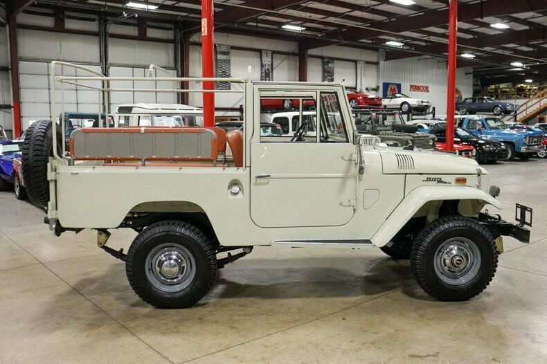1970 Toyota FJ43 - photo 6