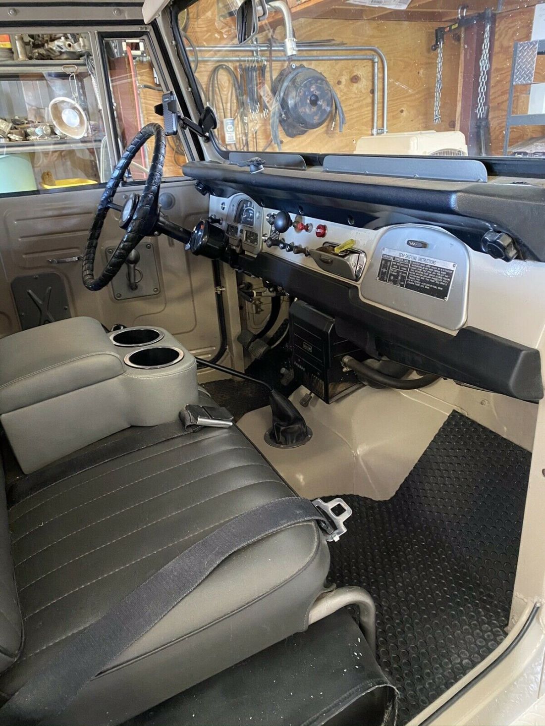 1970 Toyota Land Cruiser 40 - photo 10