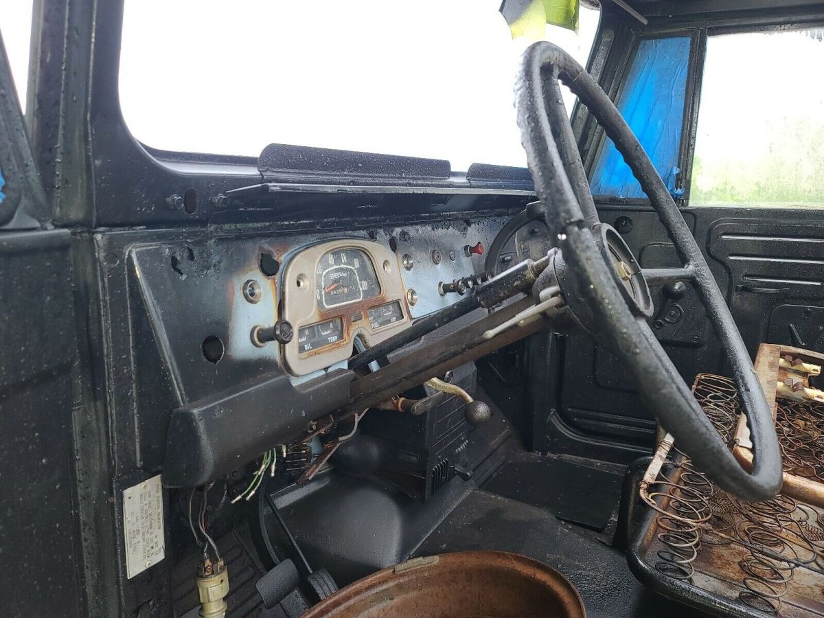 1970 Toyota Land Cruiser 40 FJ40 - photo 11