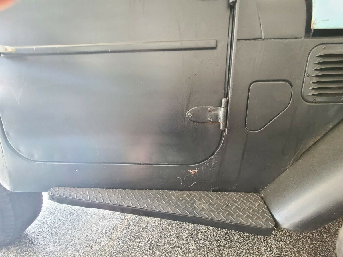 1970 Toyota Land Cruiser 40 FJ40 - photo 9