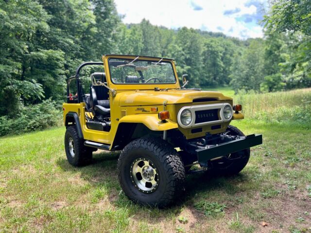 1970 Toyota Land Cruiser 40 SUV Yellow 4WD Manual 1970 Toyota Land Cruiser 40