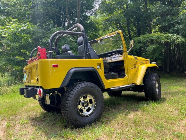 1970 Toyota Land Cruiser 40 - photo 3