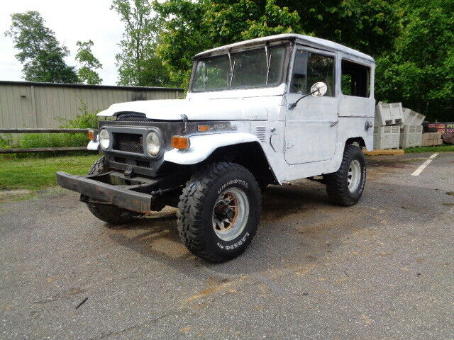 1970 Toyota Land Cruiser FJ 40 - photo 4
