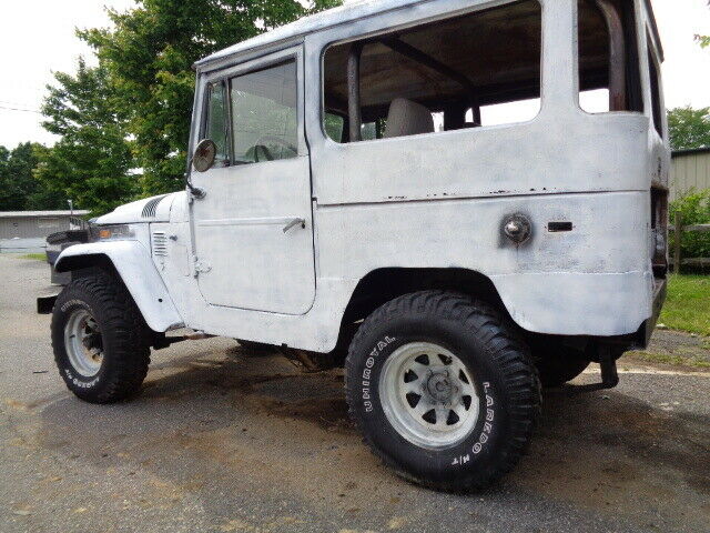 1970 Toyota Land Cruiser FJ 40 - photo 6