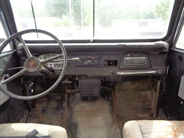 1970 Toyota Land Cruiser FJ 40 - photo 8