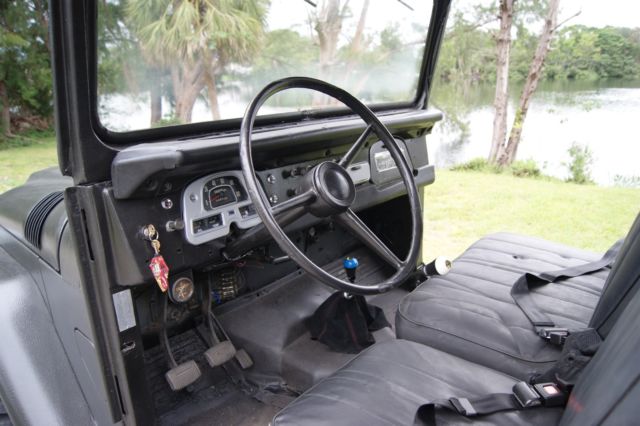1970 Toyota Land Cruiser FJ40 - photo 13