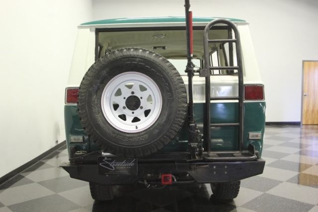 1970 Toyota Land Cruiser FJ 55 - photo 12