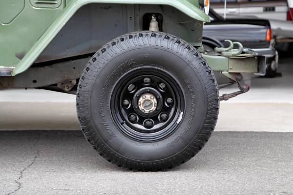 1970 Toyota Land Cruiser FJ40 - photo 11