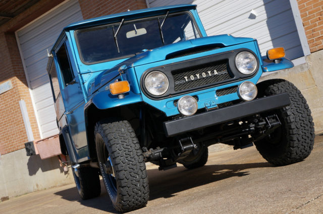 1970 Toyota Land Cruiser FJ40 4x4 Hardtop Ford 390 V8 engine Japanese Jeep LOOK! 1970 Toyota Land Cruiser FJ 40
