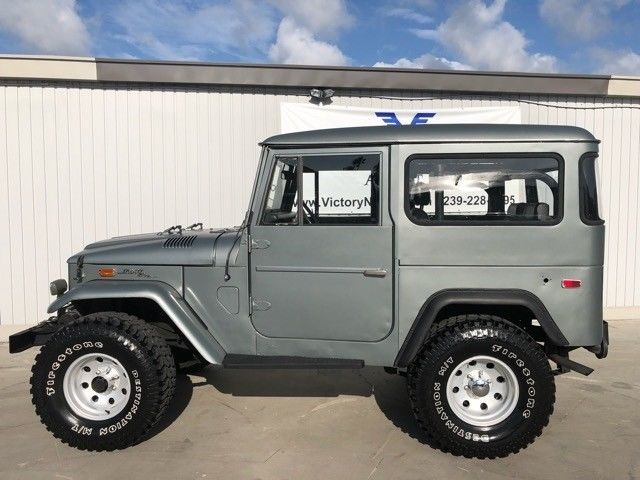 1970 Toyota Land Cruiser -- - photo 5