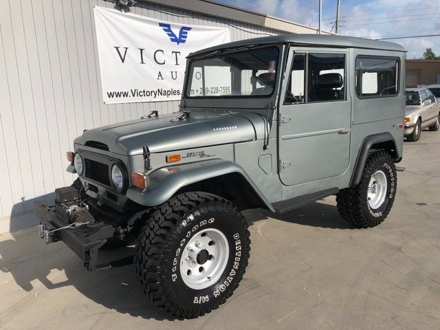 1970 Toyota Land Cruiser -- - photo 6