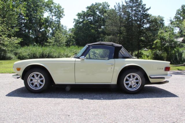 1970 Triumph TR-6 -- - photo 11