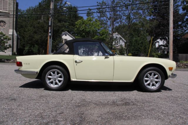 1970 Triumph TR-6 -- - photo 8