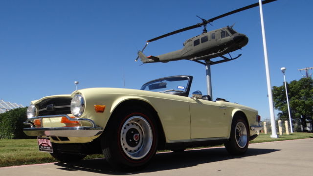 1970 Triumph TR-6 Convertible -Yellow Hardtop Restored Roadster 1970 Triumph TR-6 TR-6