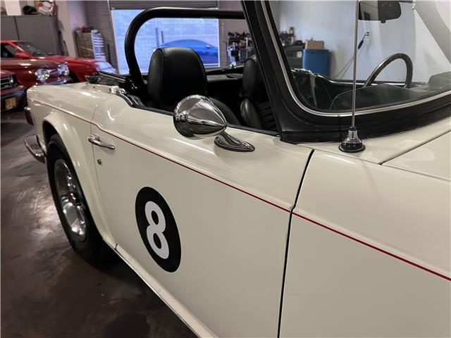 1970 Triumph TR-6 Triple Weber 40's - photo 9