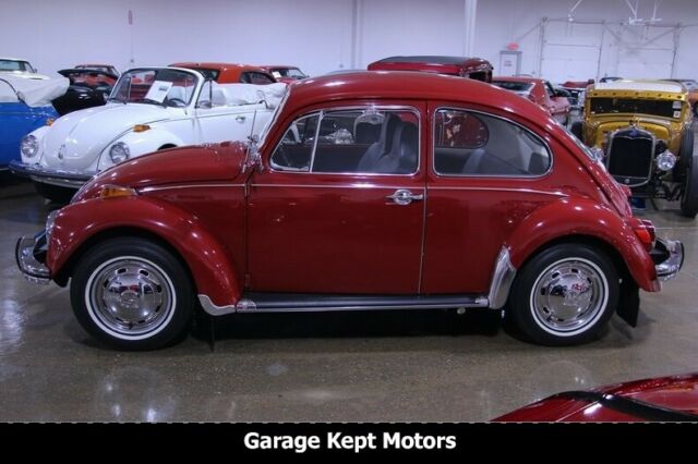 1970 Volkswagen Beetle - Classic Deluxe Sedan - photo 5