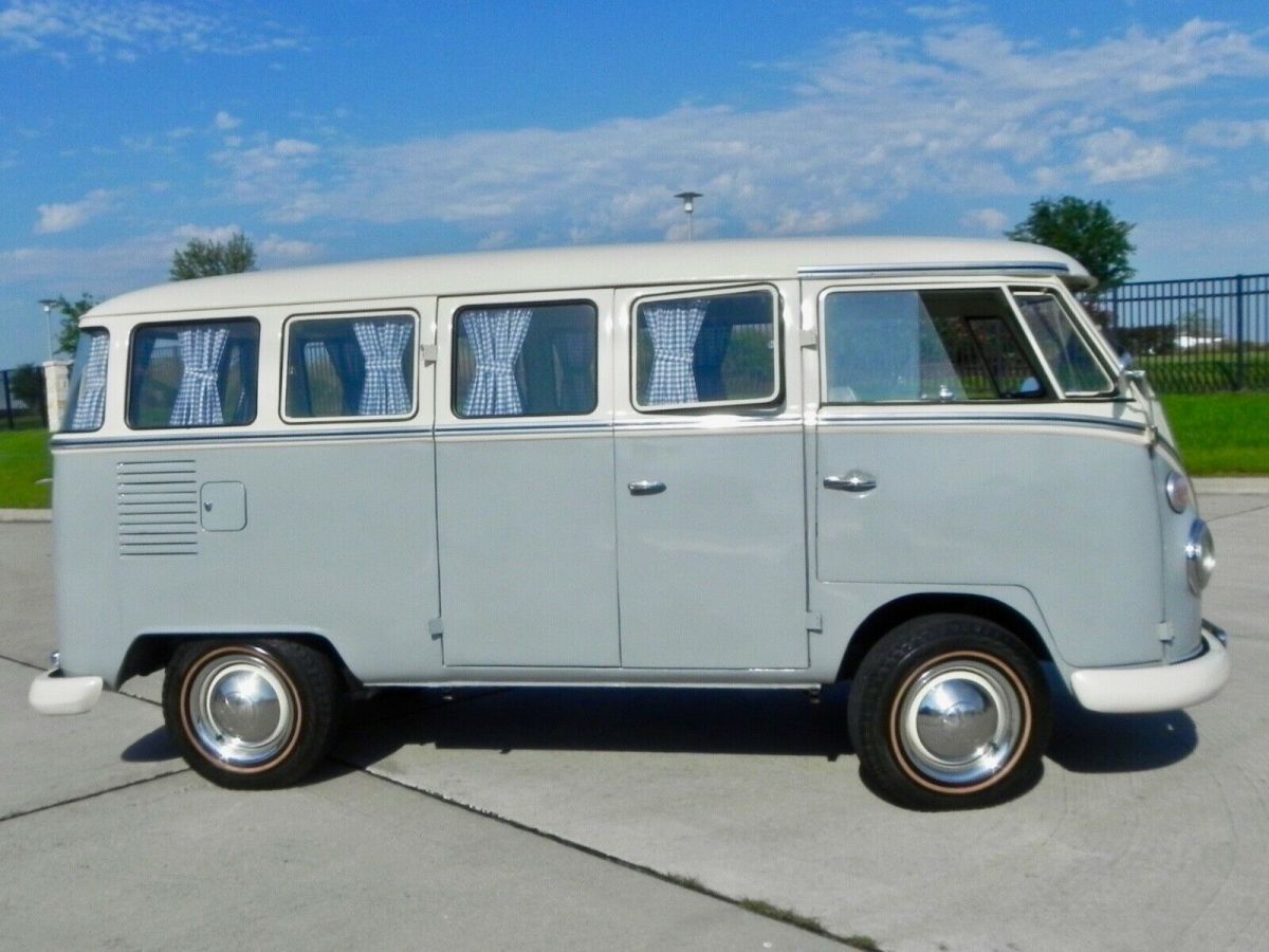 1970 Volkswagen Bus/Vanagon Deluxe - photo 4