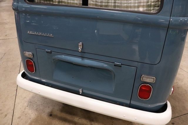 1970 Volkswagen Camper Riviera - photo 10