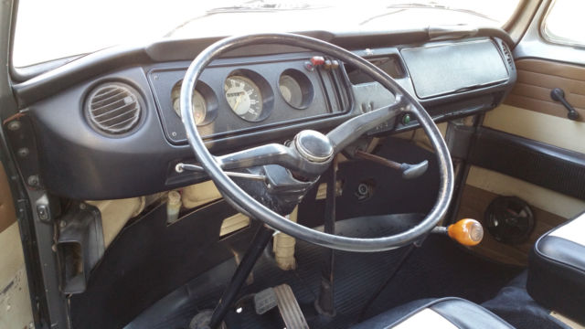 1970 Volkswagen Bus/Vanagon Deluxe - photo 10