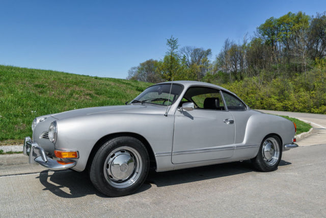 1970 Volkswagen Karmann Ghia - photo 5