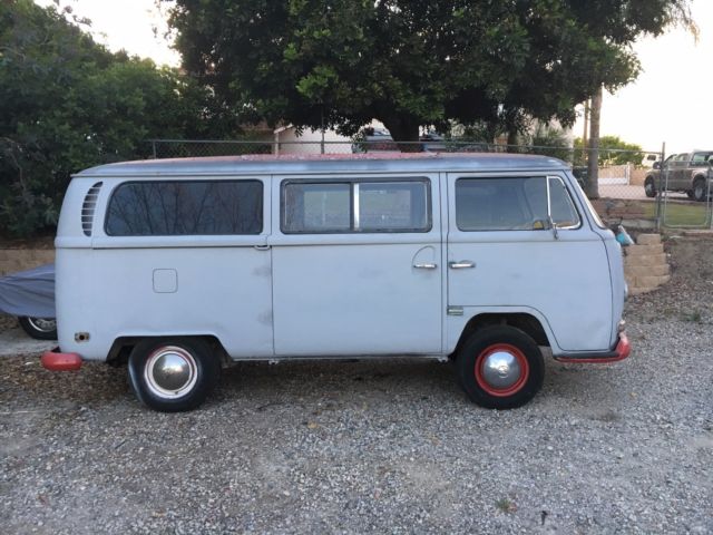 1970 Volkswagen Running/Driving/Stopping - Camper Bus Riviera 1970 Volkswagen Bus/Vanagon Camper - Riviera - Perfect for Restoration!