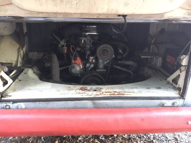 1970 Volkswagen Bus/Vanagon Camper - Riviera - Perfect for Restoration! - photo 9