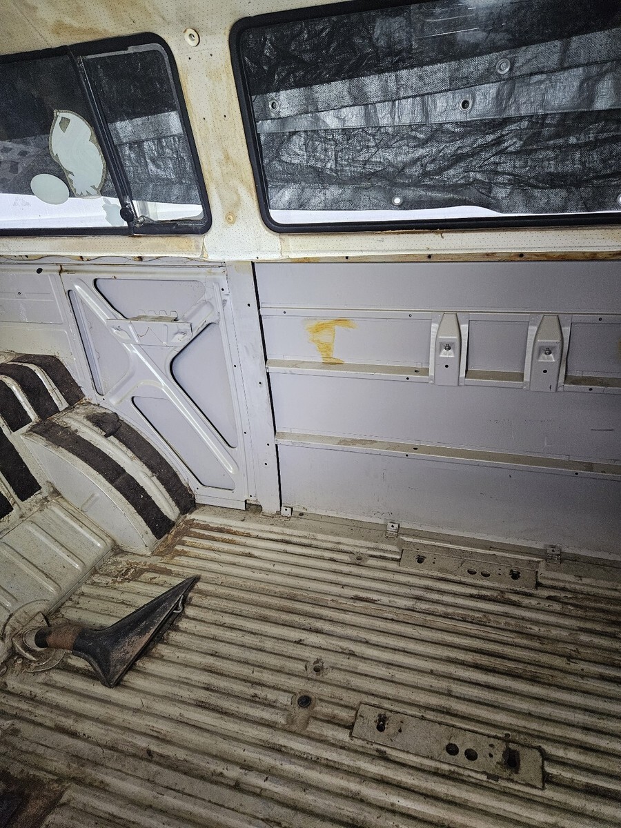 1970 Volkswagen Transporter delux - photo 3