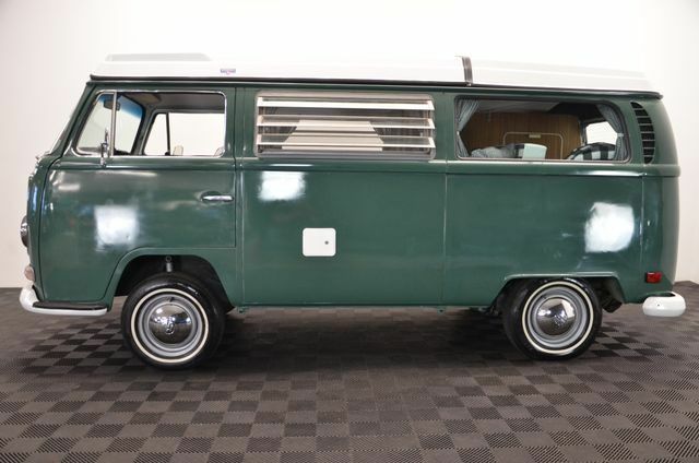 1970 Volkswagen Bus/Vanagon RESTORED WITH FULL CAMP SET! - photo 3