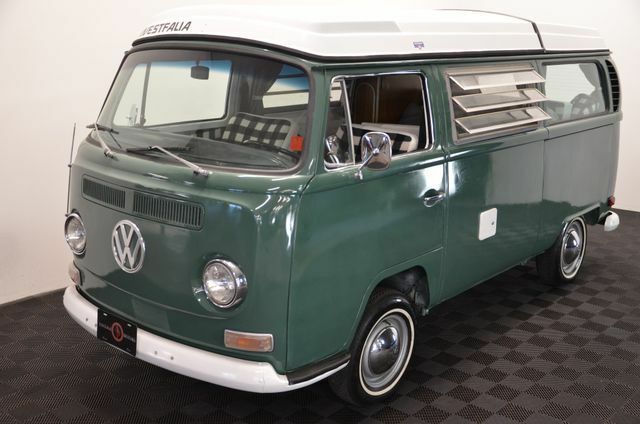 1970 Volkswagen Bus/Vanagon RESTORED WITH FULL CAMP SET! - photo 4