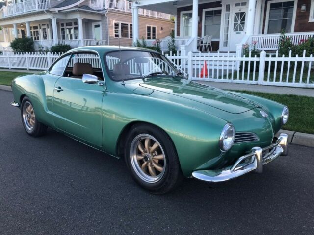 1970 Volkswagen Karmann Ghia --