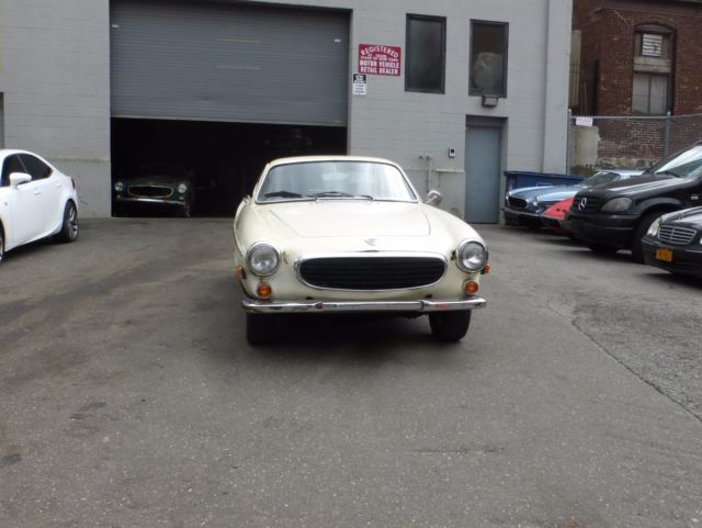 1970 Volvo 1800E Runs and Drives for Restoration Low Reserve 1970 Volvo P1800 1800E