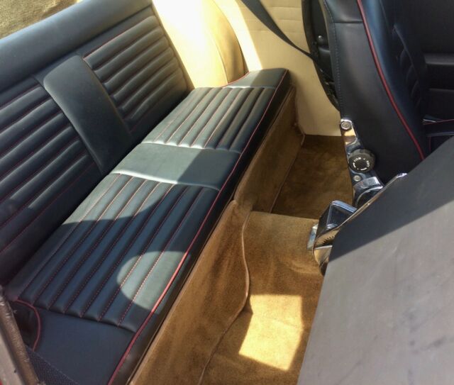 1970 Volvo 1800 - photo 11