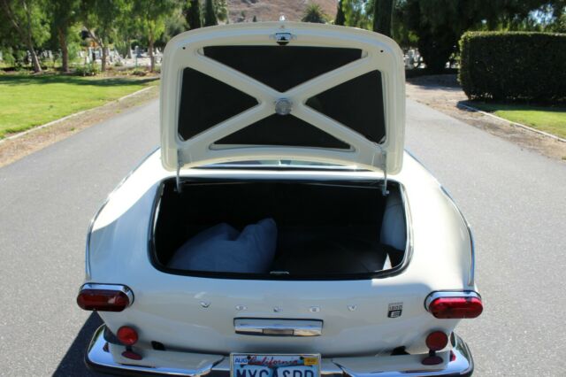 1970 Volvo 1800 - photo 11