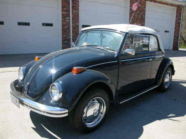 1970 VW Bug CONVERTIBLE Restored, Blue/White, No Rust . 49K miles 1970 Volkswagen Beetle - Classic Karmann Edition